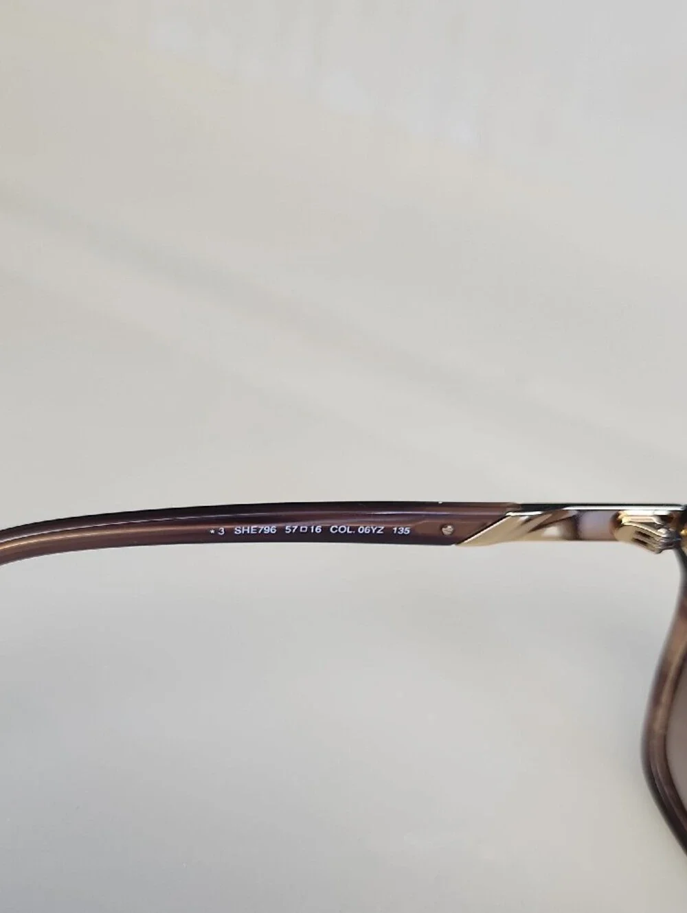 Carolina Herrera Brown Cat-Eye Sunglasses with Brown Lenses